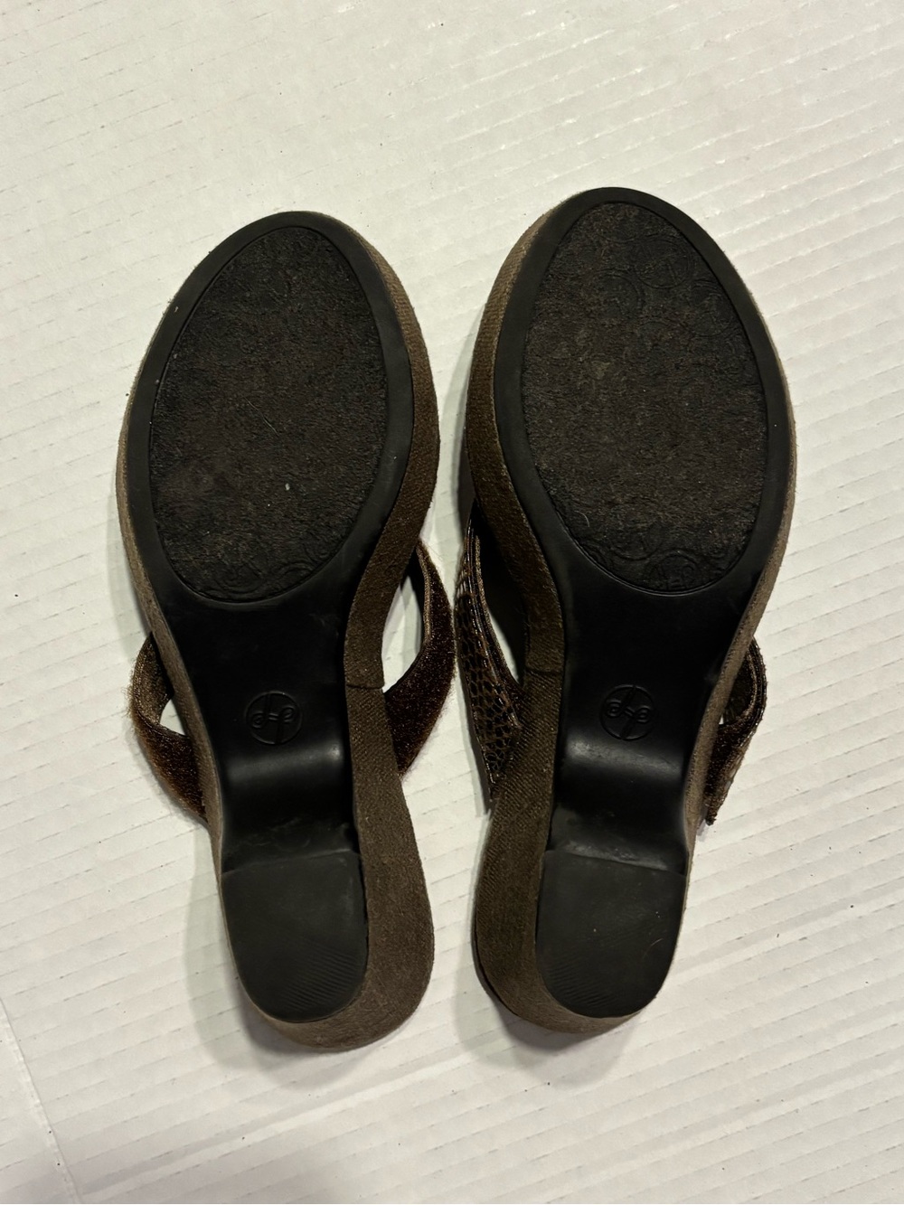 TWO PAIRS: Lindsay Phillips SWITCH FLOPS Sandal, Wedge brown | cork women’s sz 6 - Picture 10 of 11